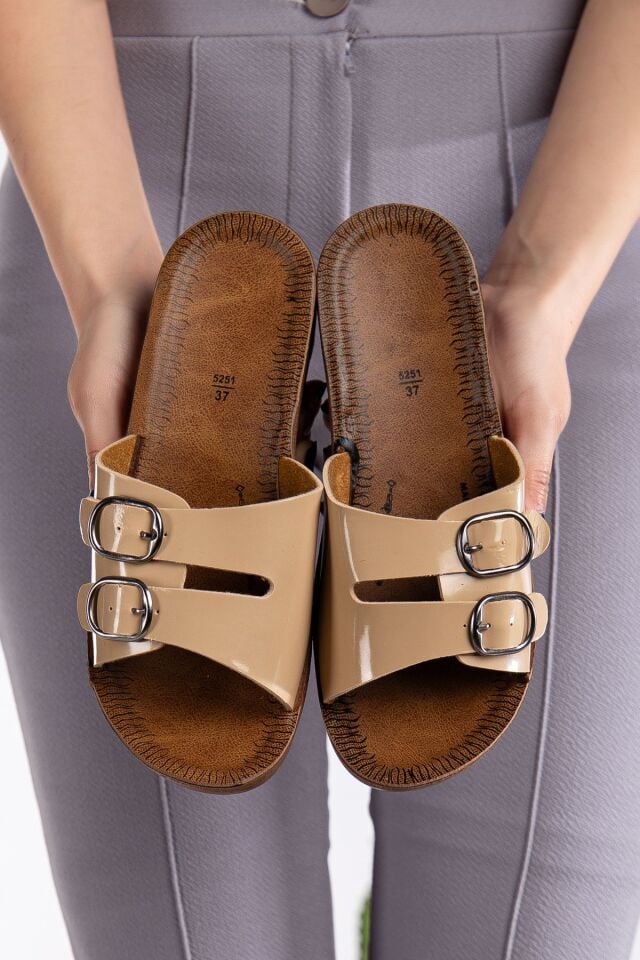 Kadın Dolgu Topuk Anatomik Terlik Siyah Günlük Terlik Rahat Hafif Şık Genç Anne Terlik KREM NATURAL - 38