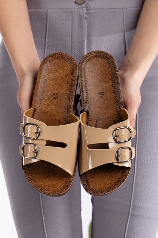 Kadın Dolgu Topuk Anatomik Terlik Siyah Günlük Terlik Rahat Hafif Şık Genç Anne Terlik KREM NATURAL - 37