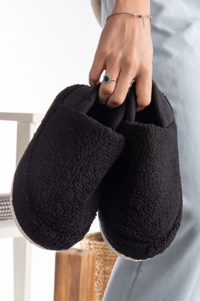 Kuzu Kumaş Yünlü Sessiz Taban Lastikli Kadın Ev Ayakkabısı Ev Botu Panduf SİYAH - 37