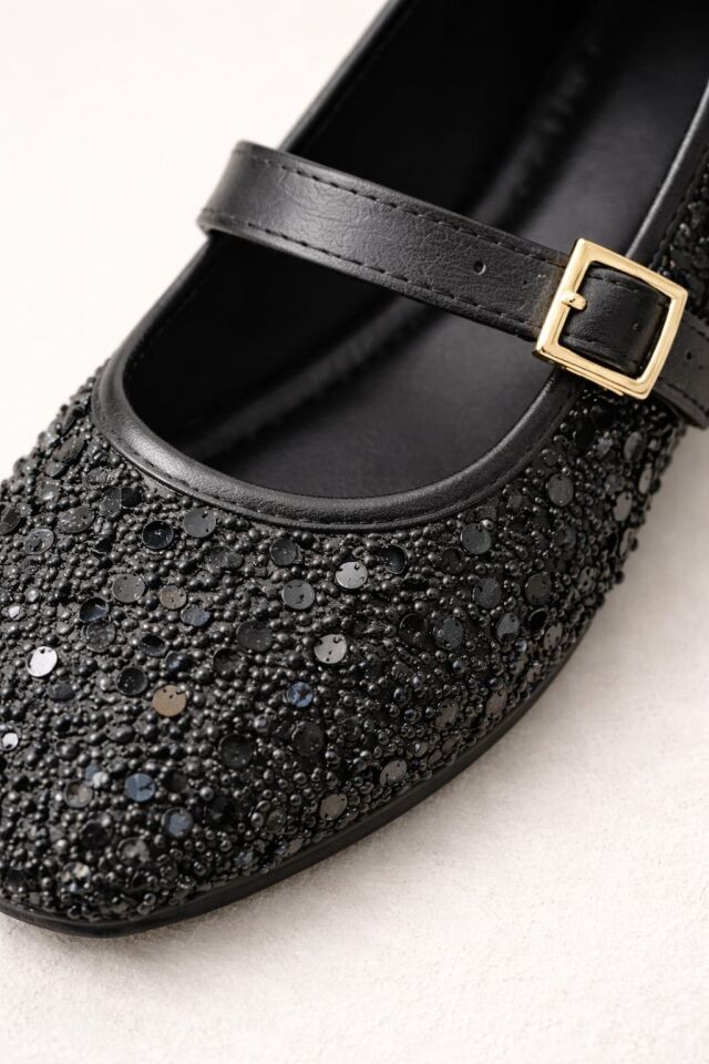 Pullu Simli Payetli Toka Detaylı Kadın Şık Günlük Babet SİYAH TOKALI - 40