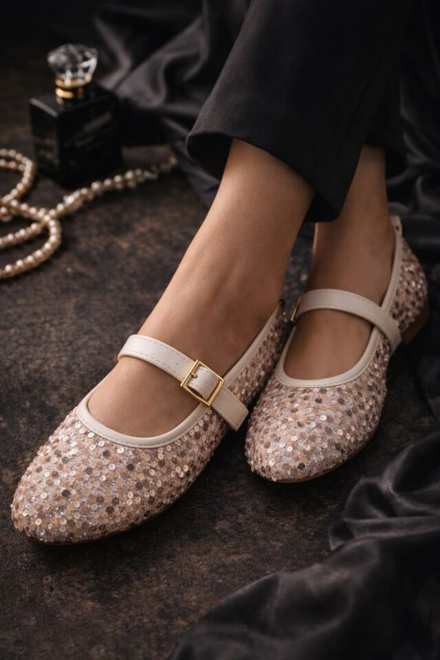 Pullu Simli Payetli Toka Detaylı Kadın Şık Günlük Babet KREM TOKALI - 40