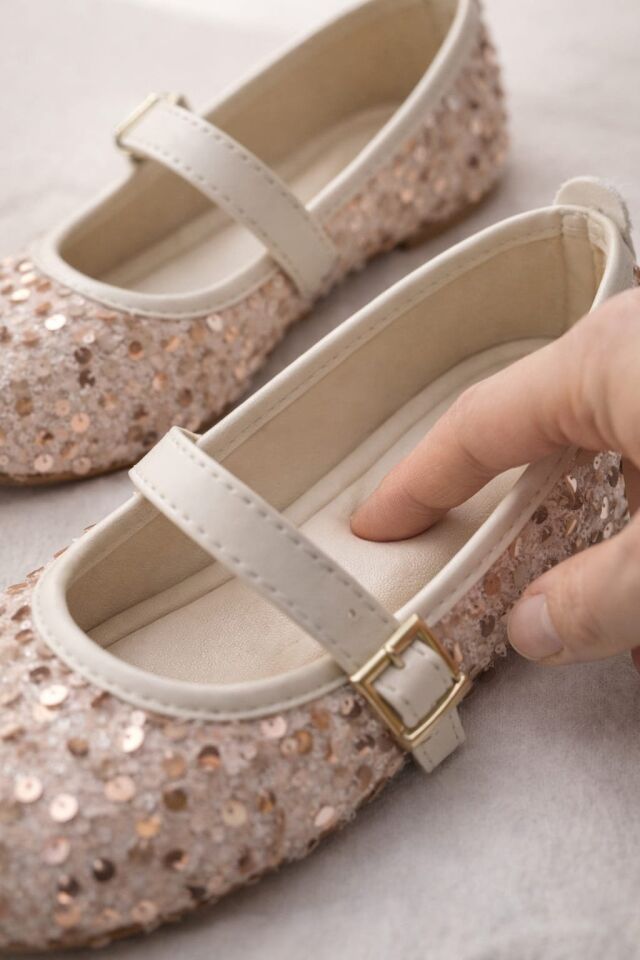 Pullu Simli Payetli Toka Detaylı Kadın Şık Günlük Babet KREM TOKALI - 40