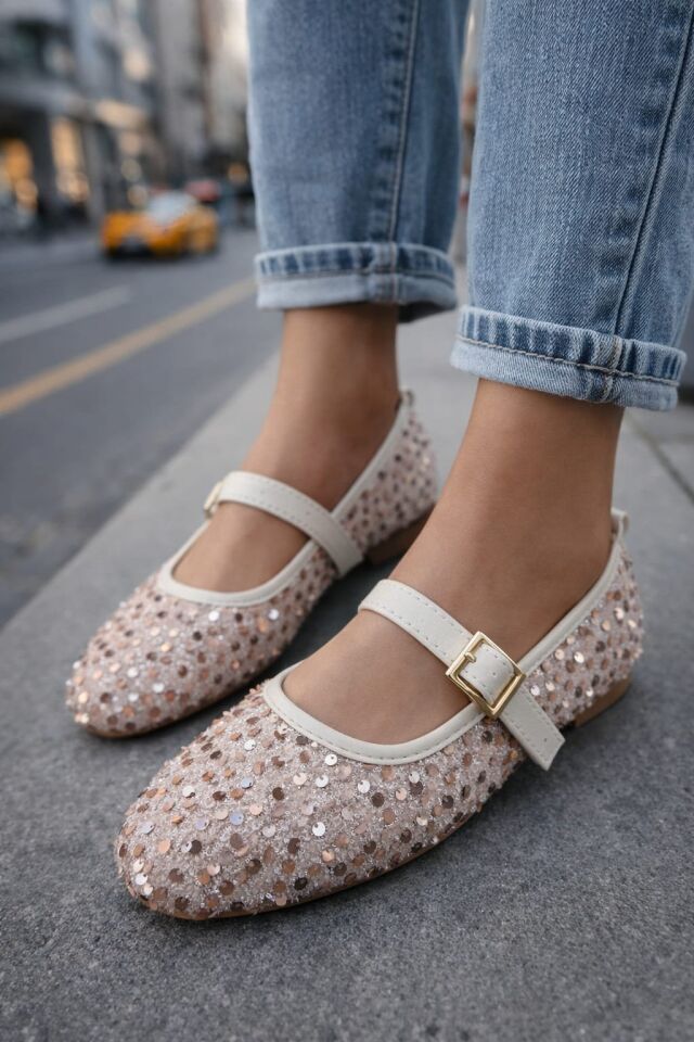 Pullu Simli Payetli Toka Detaylı Kadın Şık Günlük Babet KREM TOKALI - 40