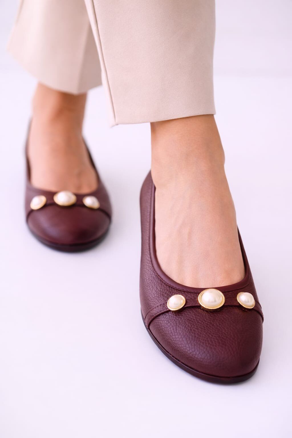 Yuvarlak Burun İnci Tokalı Kadın Günlük Ofis Babet Ayakkabı BORDO - 40