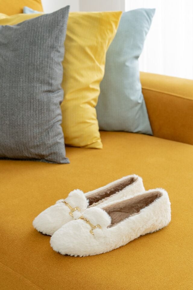 Yumuşak Peluş Kadın Ev Babeti Ses Yapmaz Hafif Taban Panduf Ev Pandufu BEYAZ - 40