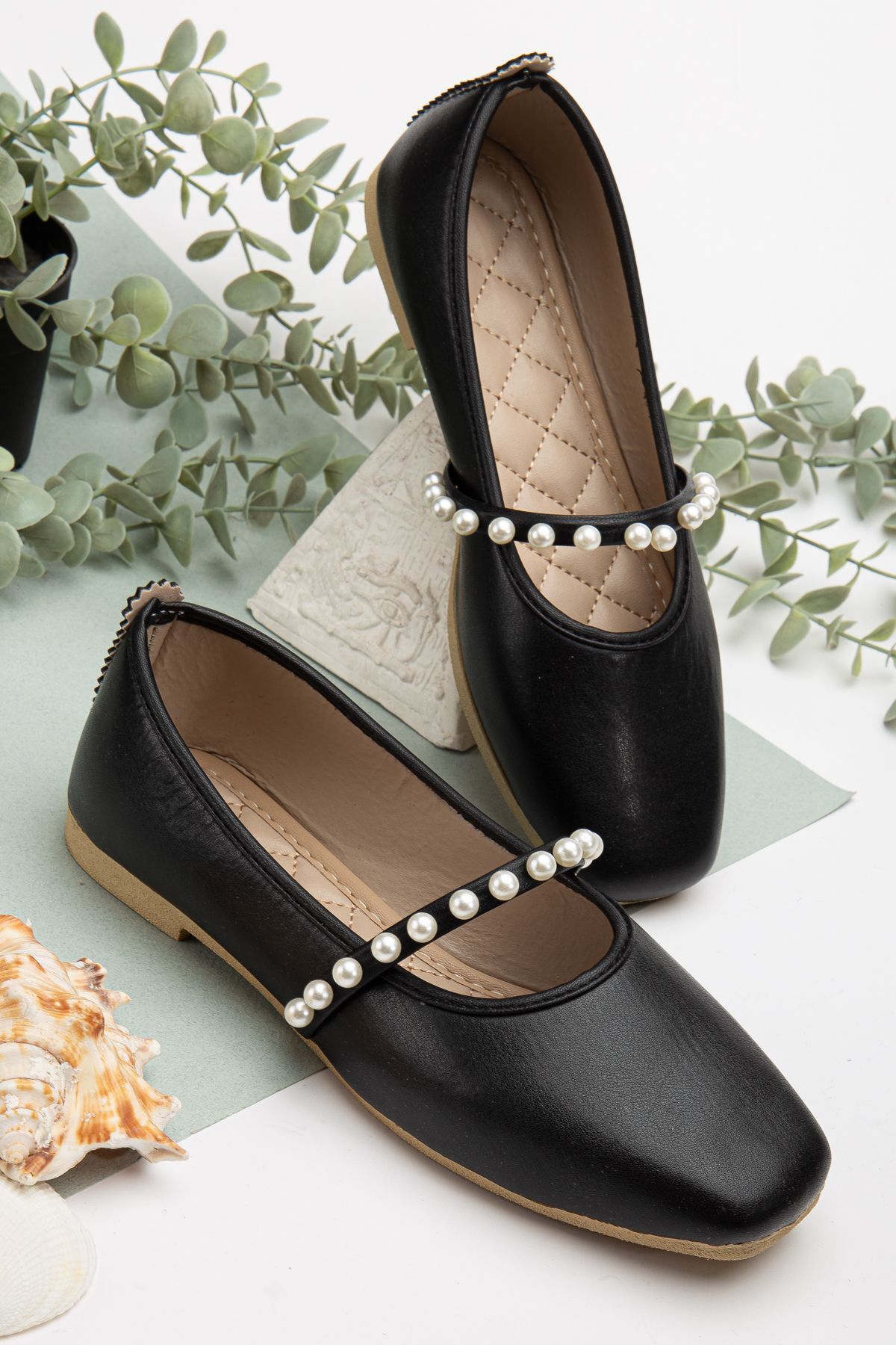 Kadın Siyah Cilt İncili Babet Ev ve Dış Mekan Ayakkabısı İNCİLİ DERİ SİYAH - 36