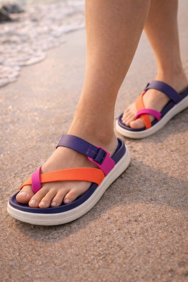 Kadın Rengarenk Kaydırmaz Taban Esnek ve Rahat Plaj Havuz Deniz Ev Bahçe Parmak Arası Terlik LACİVERT - 40