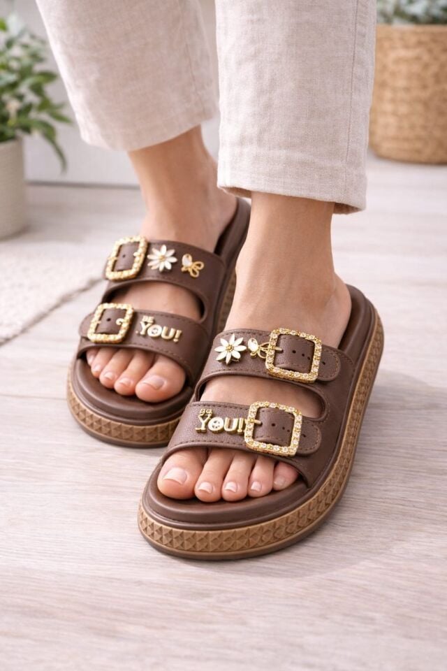 Pastel Gold Altın Toka Detaylı Yüksek Taban Kadın Terlik Plaj Kumsal Havuz Terlik KAHVERENGİ - 38