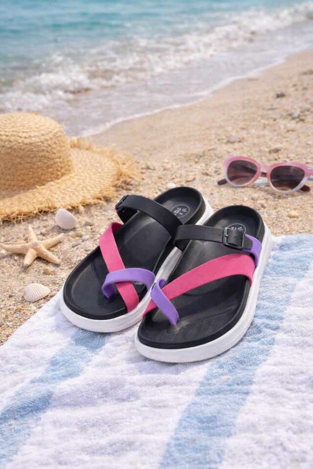 Kadın Rengarenk Kaydırmaz Taban Esnek ve Rahat Plaj Havuz Deniz Ev Bahçe Parmak Arası Terlik SİYAH - 38