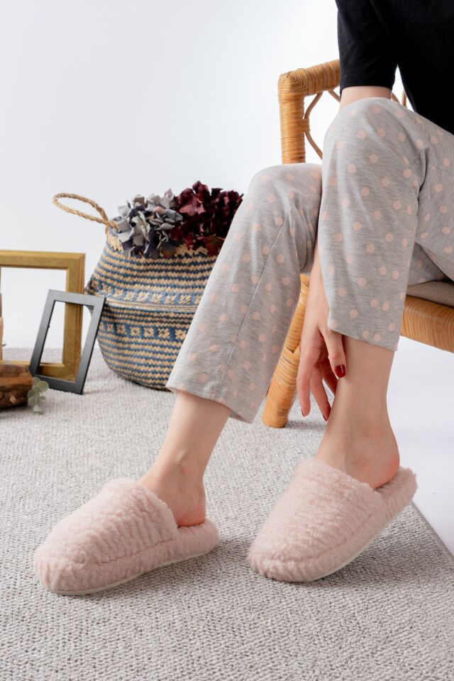 Sessiz Taban Kadın Günlük Çeyiz Terlik Kapalı Ev Terliği PUDRA - 37