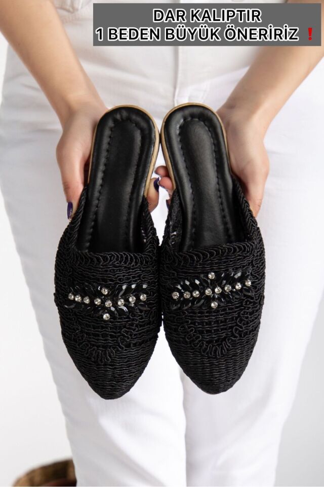 Kadın Hasır Terlik Önü Kapalı Örgü Dantel Taş Detaylı Şık Yazlık Ev Plaj Tatil Terliği SİYAH - 37