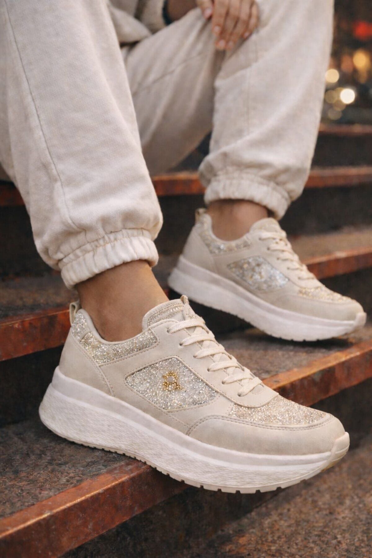 Taşlı Işıltılı Trend 5 Cm Platform Kadın Sneaker Kalın taban Spor Ayakkabı KREM - 37