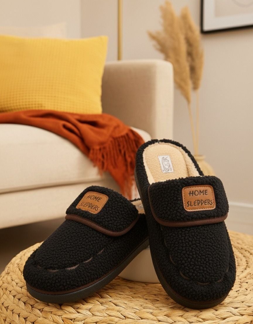 Kadın Desenli Peluş Kaymaz Hafif Tabanlı Tüylü Terlik  Ev Terliği SİYAH - 37