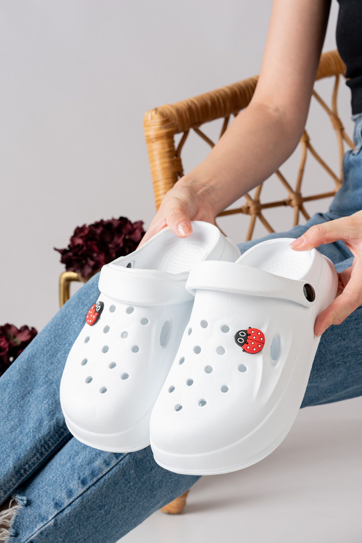 Kadın Eva Deniz Plaj Aşçı Doktor Hemşire Hastane Rahat Sandalet Terlik Uğur Böceği BEYAZ - 39