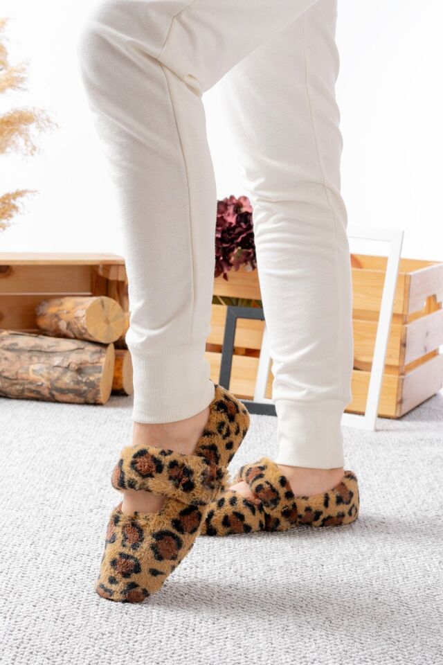 Yumuşak Peluş Kadın Ev Babeti Ses Yapmaz Hafif Taban Panduf LEOPAR - 39