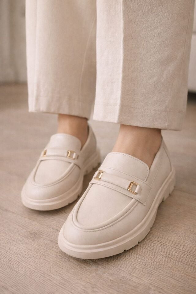 Kadın Kalın Taban Ortopedik Comfort Taban Deri Görünümlü Loafer – Siyah 702-KREM - 39