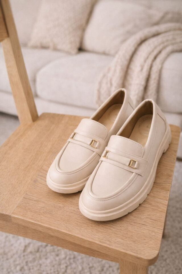 Kadın Kalın Taban Ortopedik Comfort Taban Deri Görünümlü Loafer – Siyah 702-KREM - 39