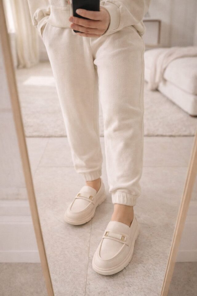 Kadın Kalın Taban Ortopedik Comfort Taban Deri Görünümlü Loafer – Siyah 702-KREM - 39