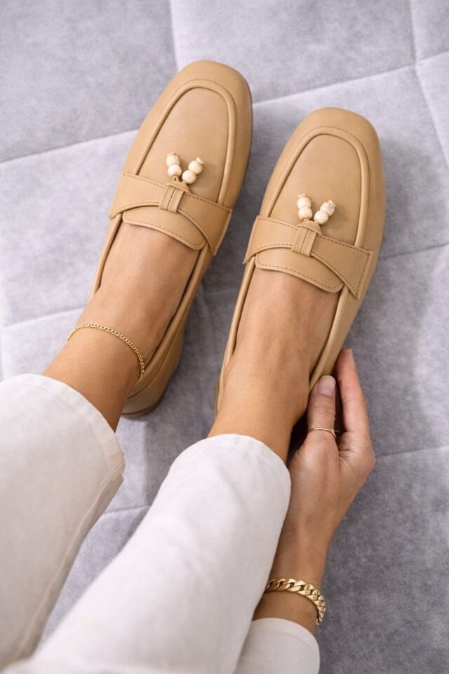 Kadın Püskül Detaylı Loafer Makosen Rahat Günlük Ayakkabı Babet KREM - 38