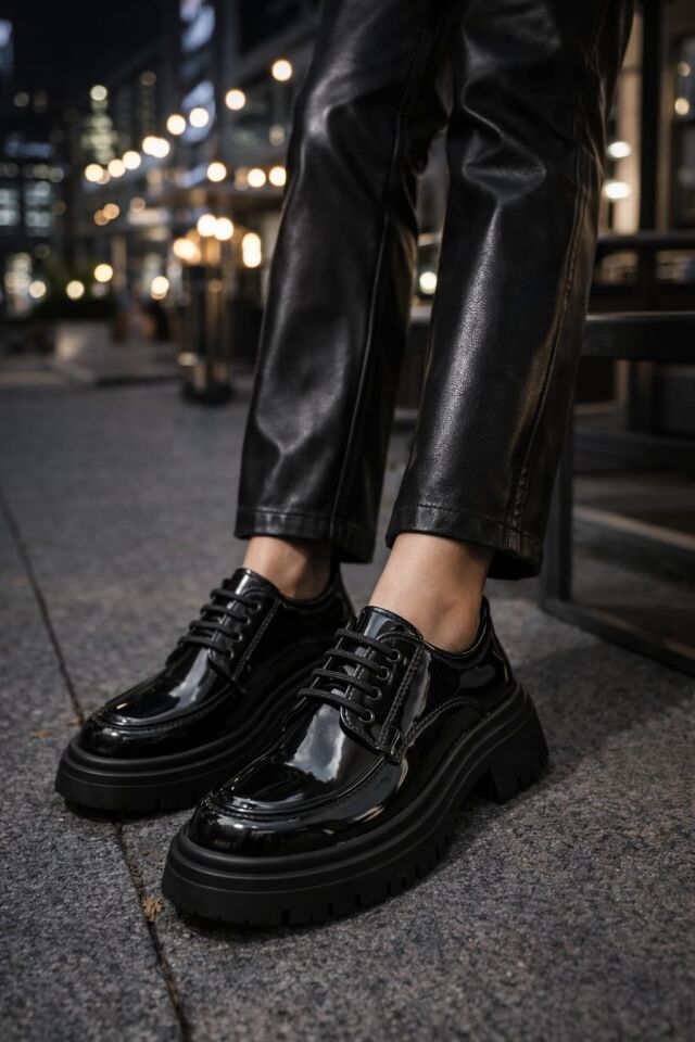 Kadın Kalın Taban Ortopedik Comfort Taban Deri Görünümlü Loafer – Siyah BAĞCIKLI RUGAN SİYAH - 38