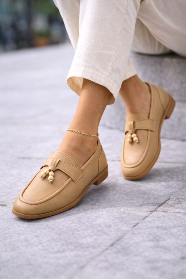 Kadın Püskül Detaylı Loafer Makosen Rahat Günlük Ayakkabı Babet KREM - 40