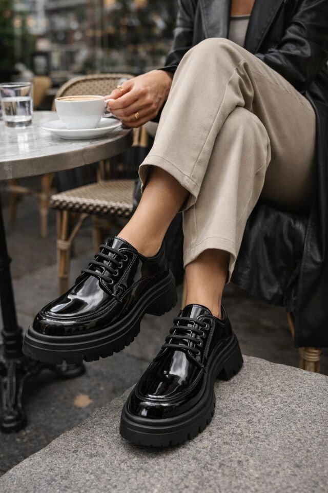 Kadın Kalın Taban Ortopedik Comfort Taban Deri Görünümlü Loafer – Siyah BAĞCIKLI RUGAN SİYAH - 40