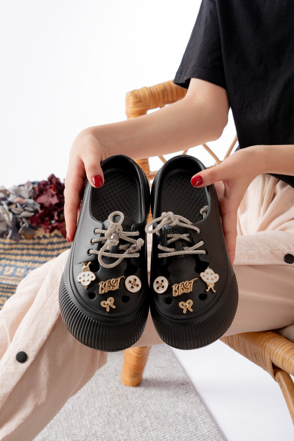 Kadın Bağlamalı Şık, Rahat, Konforlu Günlük Terlik SİYAH - 38