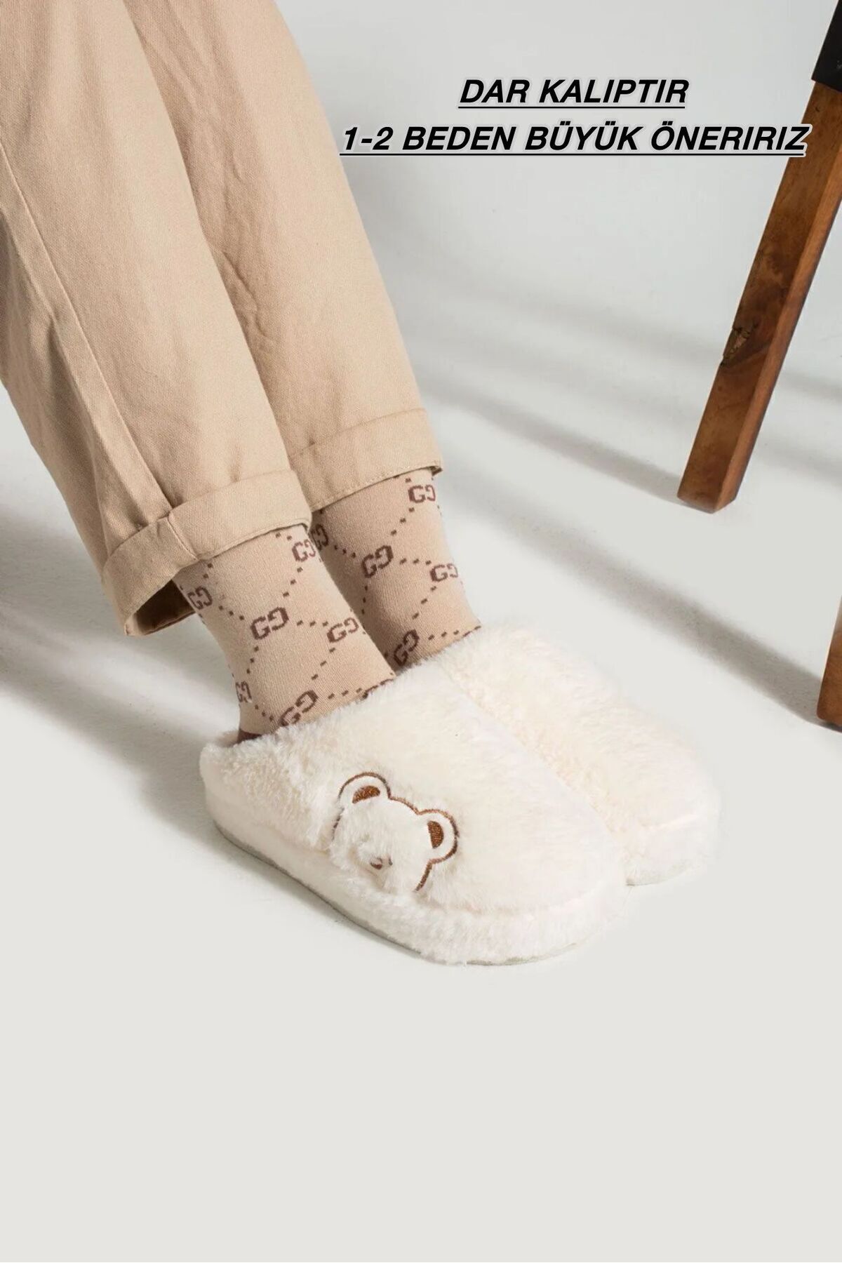 Kadın Ev Terliği Peluş Terlik Çeyiz ve Bohça Terliği Ses Yapmaz Kalın Taban KREM - 42-43