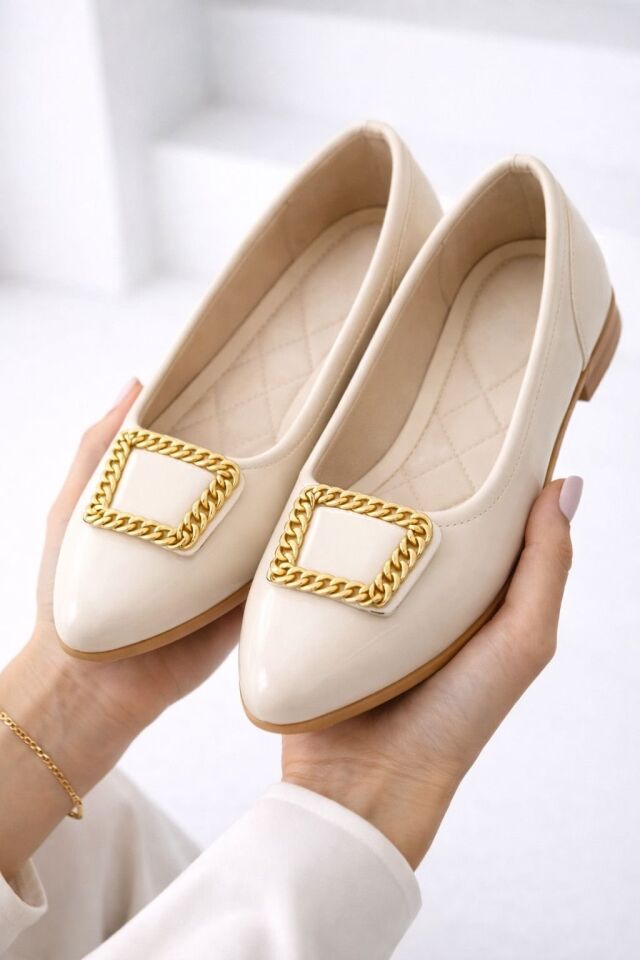 Kadın Gold Aksesuarlı Şık Parlak Günlük  Babet KREM - 40