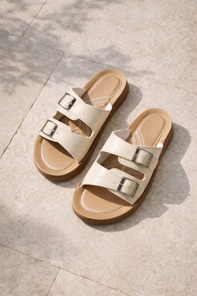 Kadın Ultra Yumuşak Soft Taban Dolgu Topuk Ortopedik İçi Pedli Günlük Anne Terliği KREM ÇİFT TOKA - 40