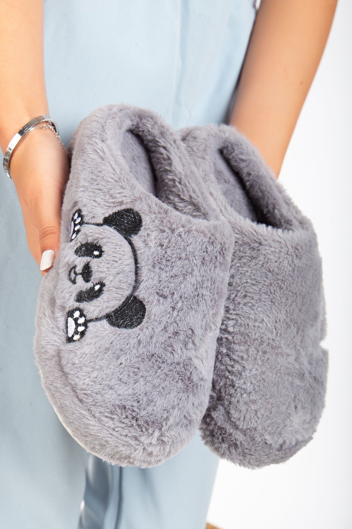 Kadın Ev Terliği Peluş Terlik Çeyiz ve Bohça Terliği Ses Yapmaz Kalın Taban PANDA GRİ - 39