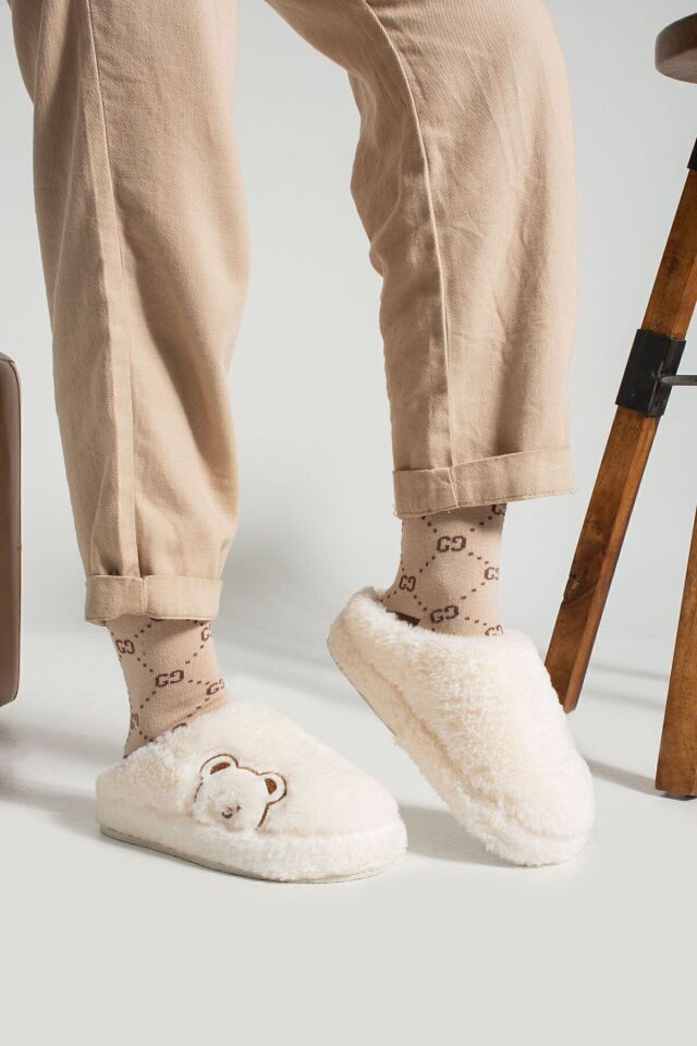 Kadın Ev Terliği Peluş Terlik Çeyiz ve Bohça Terliği Ses Yapmaz Kalın Taban KREM - 40