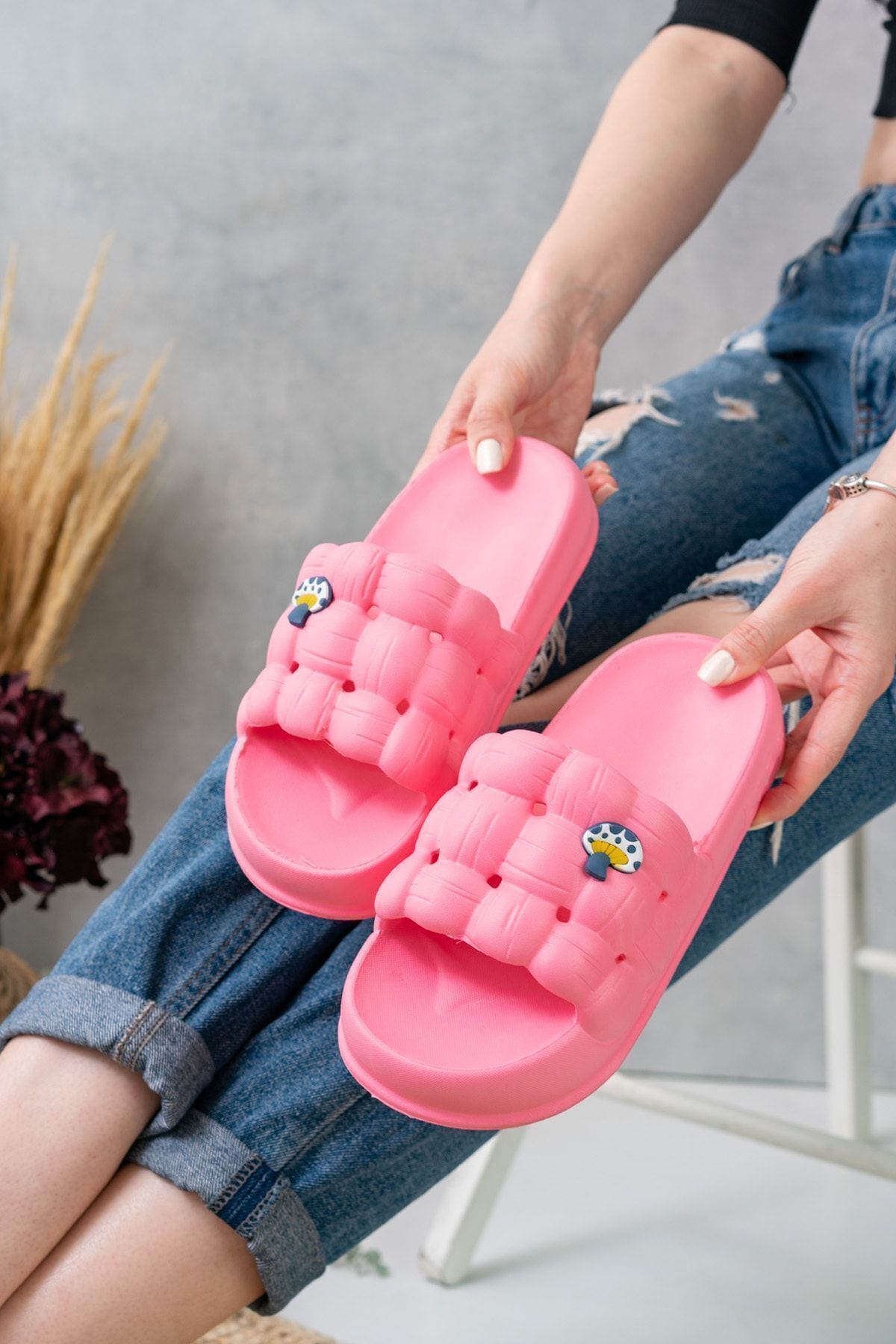 Kadın Lüks Hafif Ve Yüksek Taban Kaymaz Sticker Desenli Günlük Plaj Deniz Havuz Banyo Terliği jel PEMBE - 38