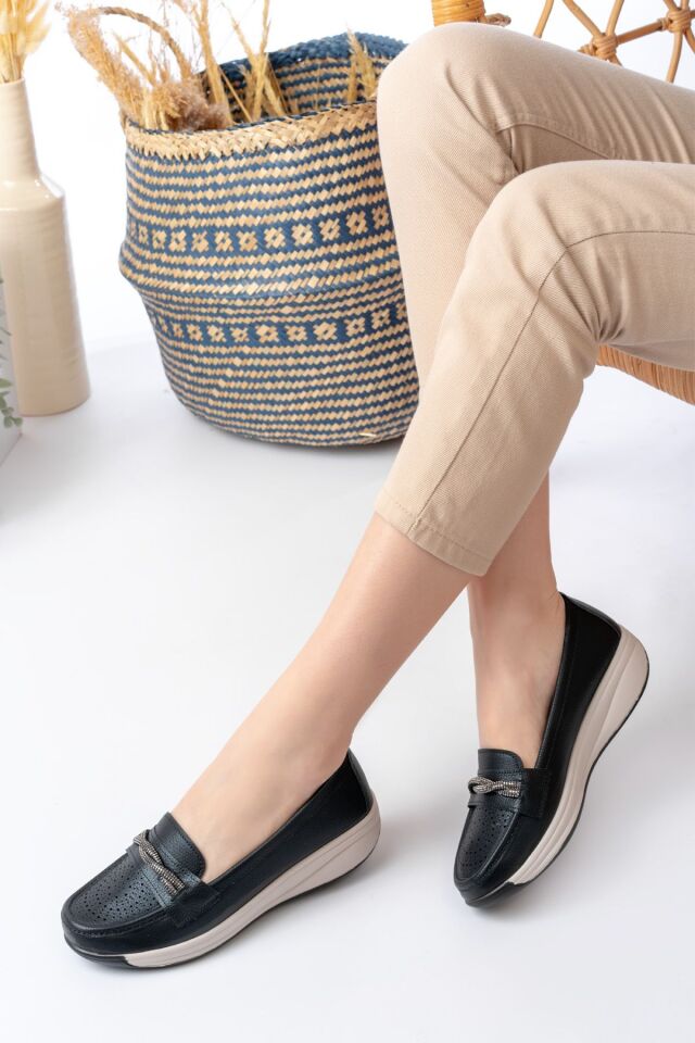 Kadın Anne Ortopedik Terletmez Kaymaz Rahat  Ayakkabı Babet SİYAH - 41