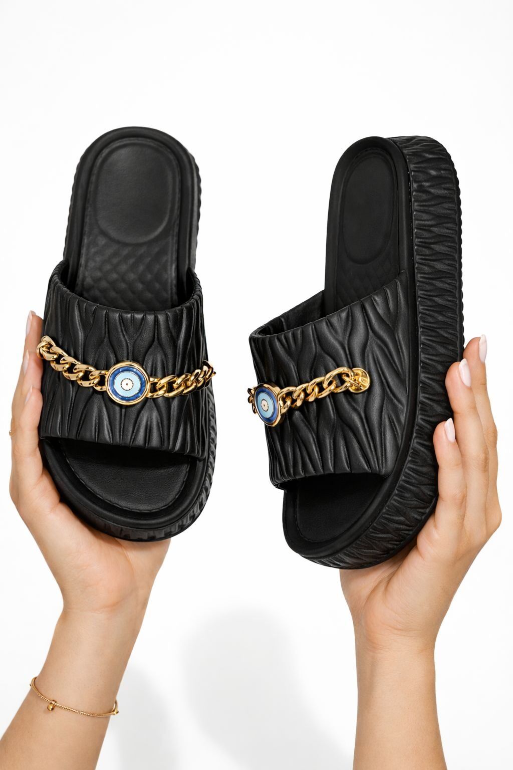 Nazar Zincir Detaylı Platform Kalın Taban Gold Zincirli Günlük Kadın Terlik SİYAH - 40