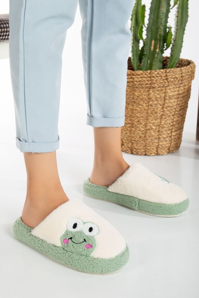 Kadın Kurbağa Figürlü Sessiz Taban Peluş Ev Terliği KREM-HAKİ - 36-37