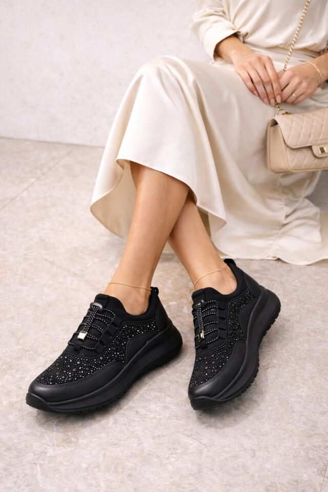 Kadın Taş İşlemeli Akıllı Bağcıklı Sneaker Kalın Taban Spor Ayakkabı SİYAH-SİYAH - 40